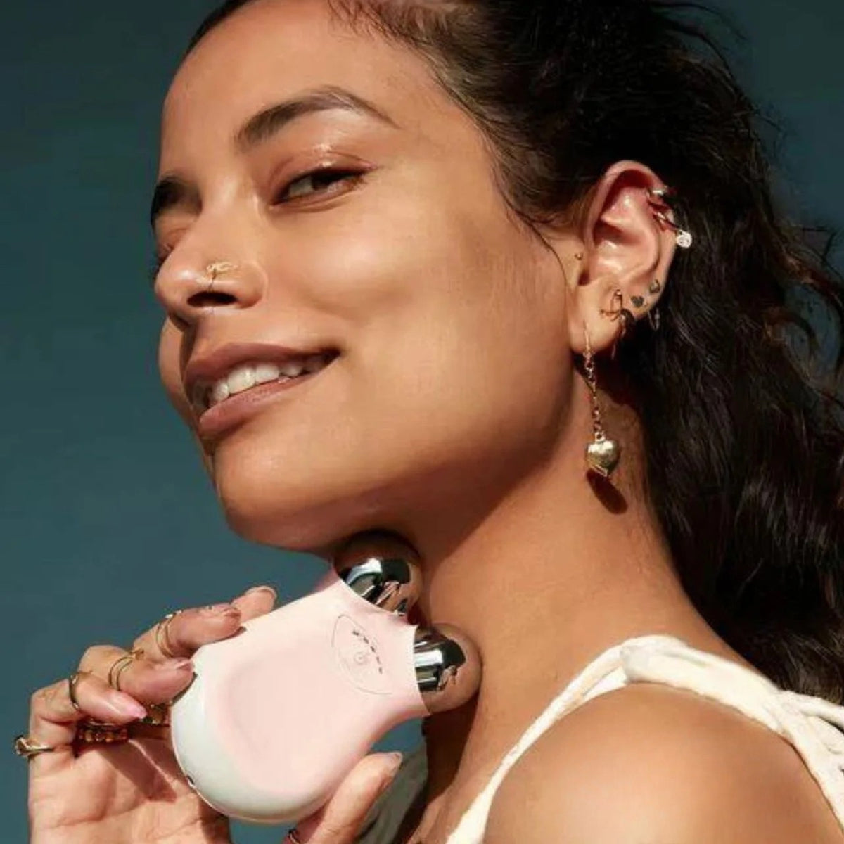 Face Lifting Device