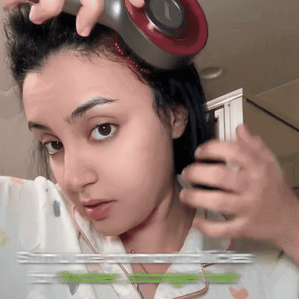 Scalp Massaging Brush