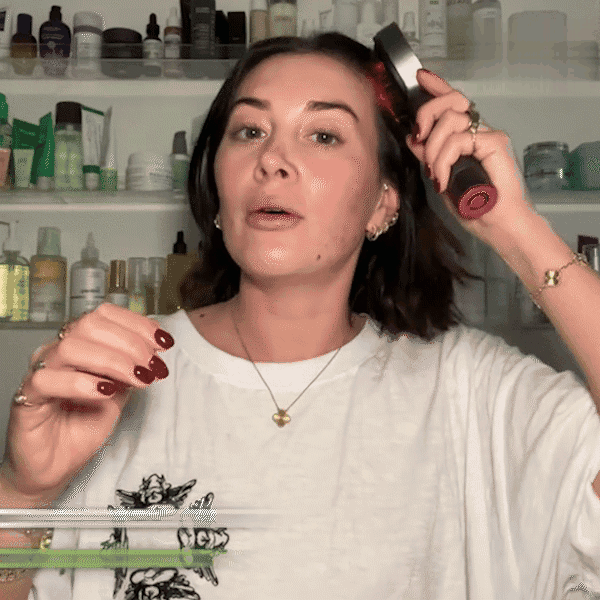 Scalp Massaging Brush
